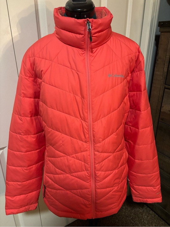 Columbia Jackets & Blazers - Columbia Bright Coral Quilted Puffer Jacket